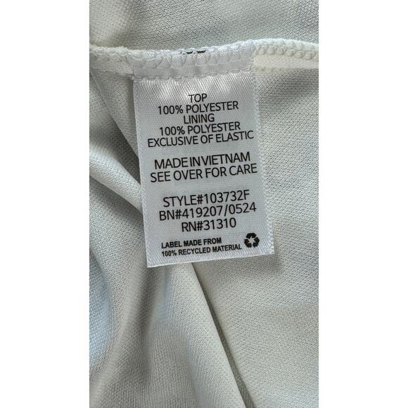 BCX Floral White Pink Embossed Women's Blouse. Rushed V.Neck Sz M. - Picture 8 of 9